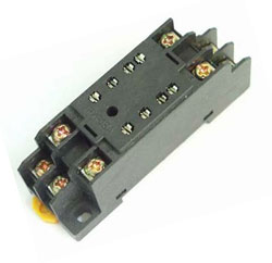 Socket for relay PYF08A-01